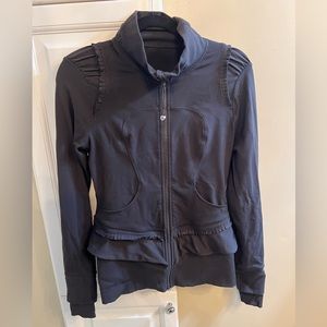 Lululemon zip up size 6 black